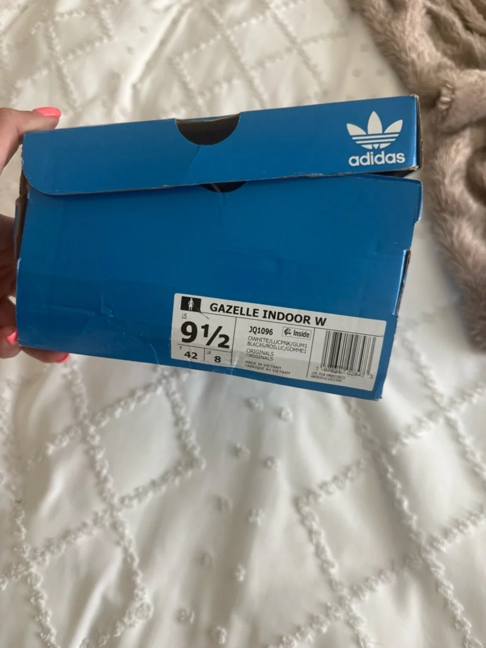 adidas Gazelle Tan and pink sneakers - Picture 4 of 5